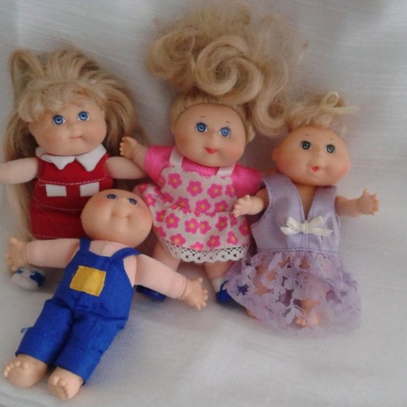 Cabbage Patch Dolls - Picture 12 of 14